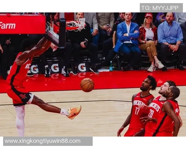 火箭队进攻效率篮板三分命中率均居联盟第一美媒分析球队实力前景