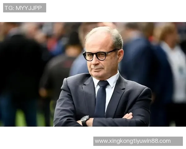 巴黎总监坎波斯透露将引进外租球员提升卫星俱乐部实力