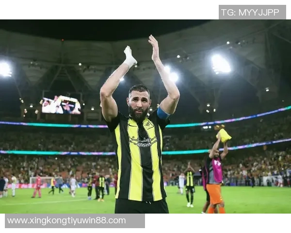 本泽马或将在赛季结束后以自由身离开吉达联合球队