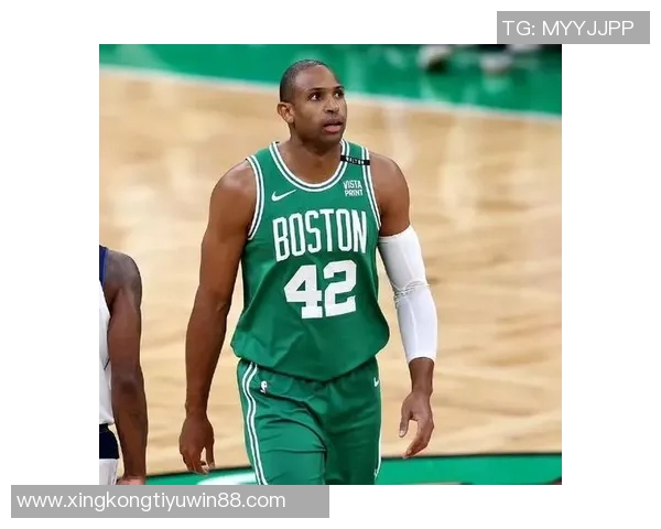 霍福德期待与库明加携手作战共同创造更多进攻空间 霍福德期待与库明加携手作战共同创造更多进攻空间